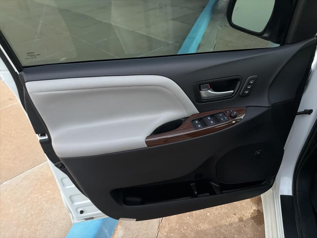used 2017 Toyota Sienna car, priced at $25,790
