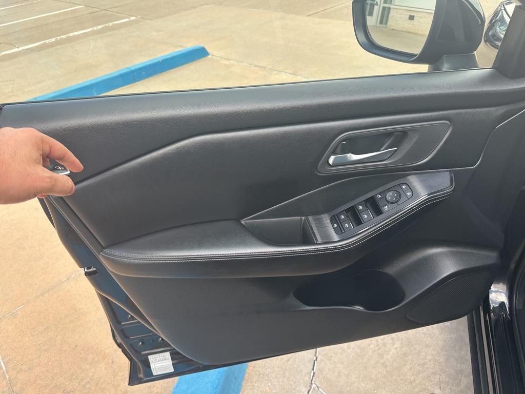 used 2024 Nissan Rogue car, priced at $20,977