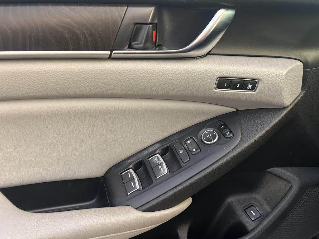 used 2018 Honda Accord car, priced at $15,877