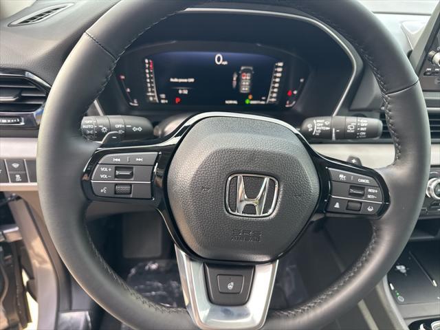 new 2025 Honda Pilot car, priced at $52,988