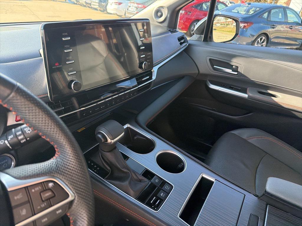 used 2024 Toyota Sienna car, priced at $48,790