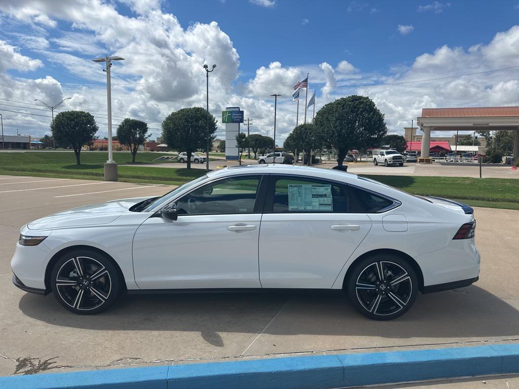 new 2025 Honda Accord Hybrid car, priced at $33,755