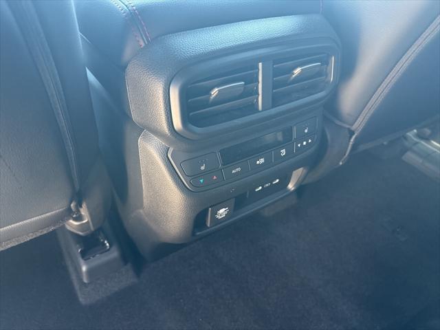 new 2025 Honda Pilot car, priced at $54,988