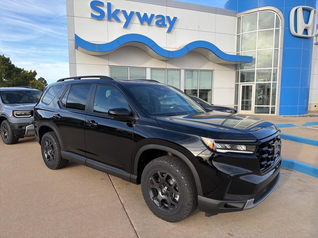 new 2025 Honda Pilot car, priced at $47,934