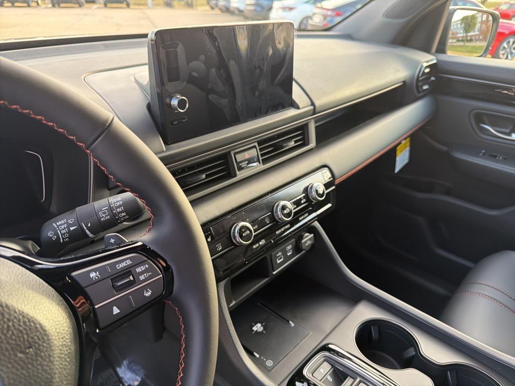 new 2025 Honda Pilot car, priced at $47,934