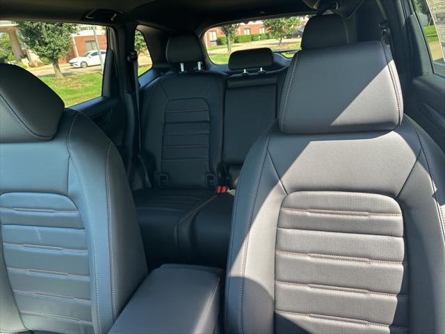 new 2026 Honda CR-V Hybrid car, priced at $39,238