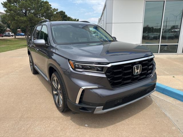 used 2025 Honda Pilot car, priced at $53,790