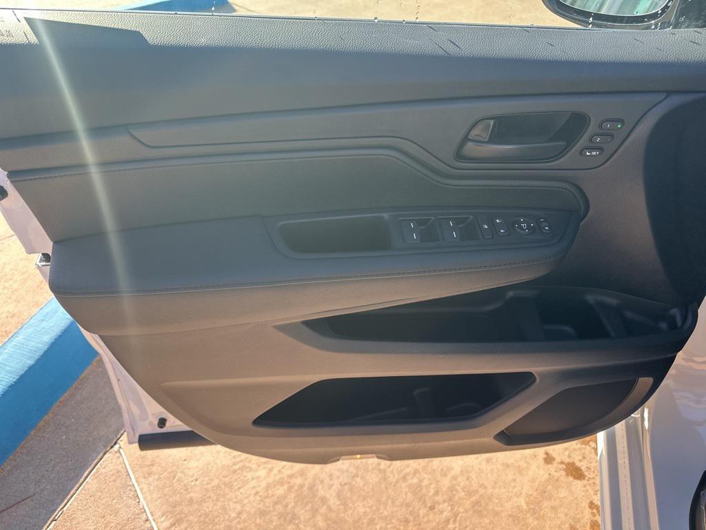new 2026 Honda Odyssey car, priced at $43,195