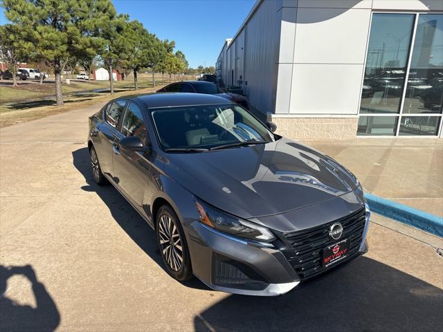 used 2024 Nissan Altima car, priced at $25,564