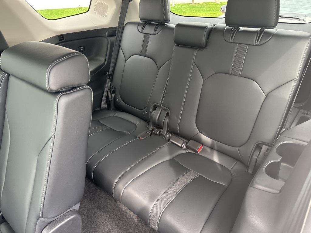 new 2025 Honda Pilot car, priced at $46,588