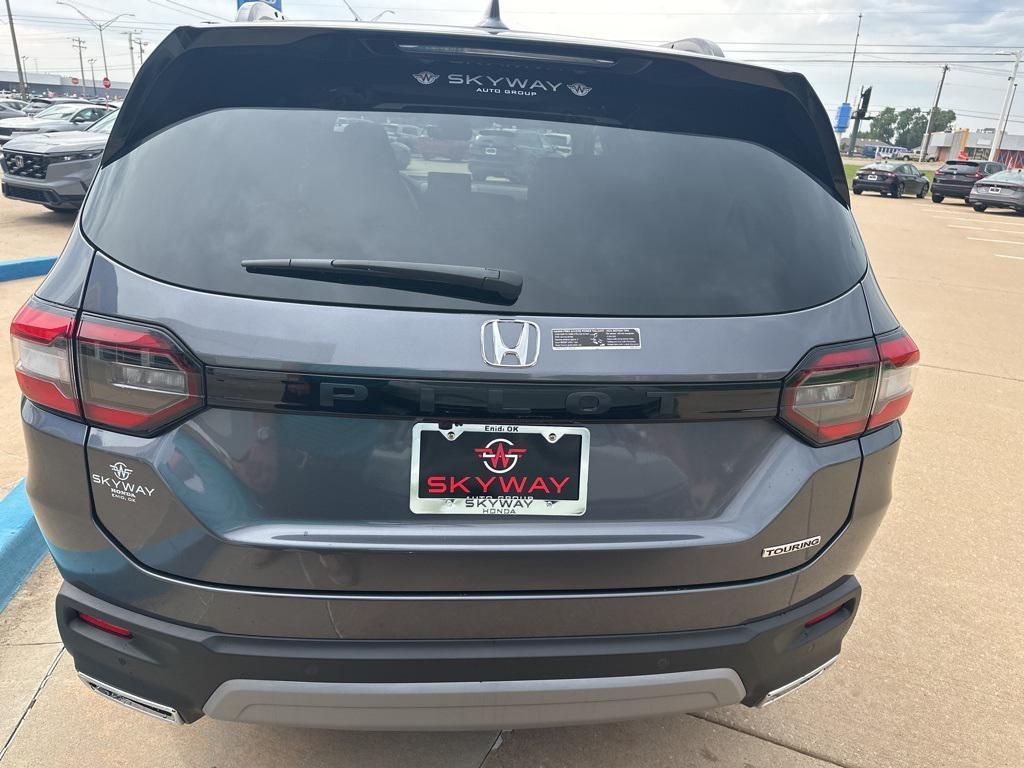 new 2025 Honda Pilot car, priced at $46,588