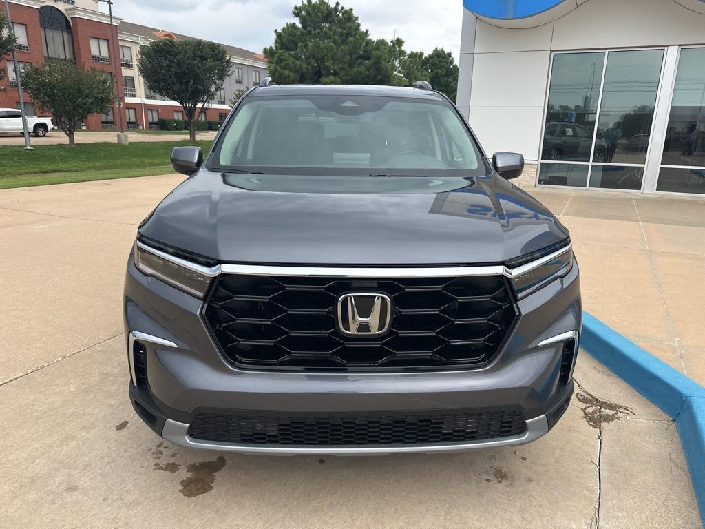 new 2025 Honda Pilot car, priced at $46,588