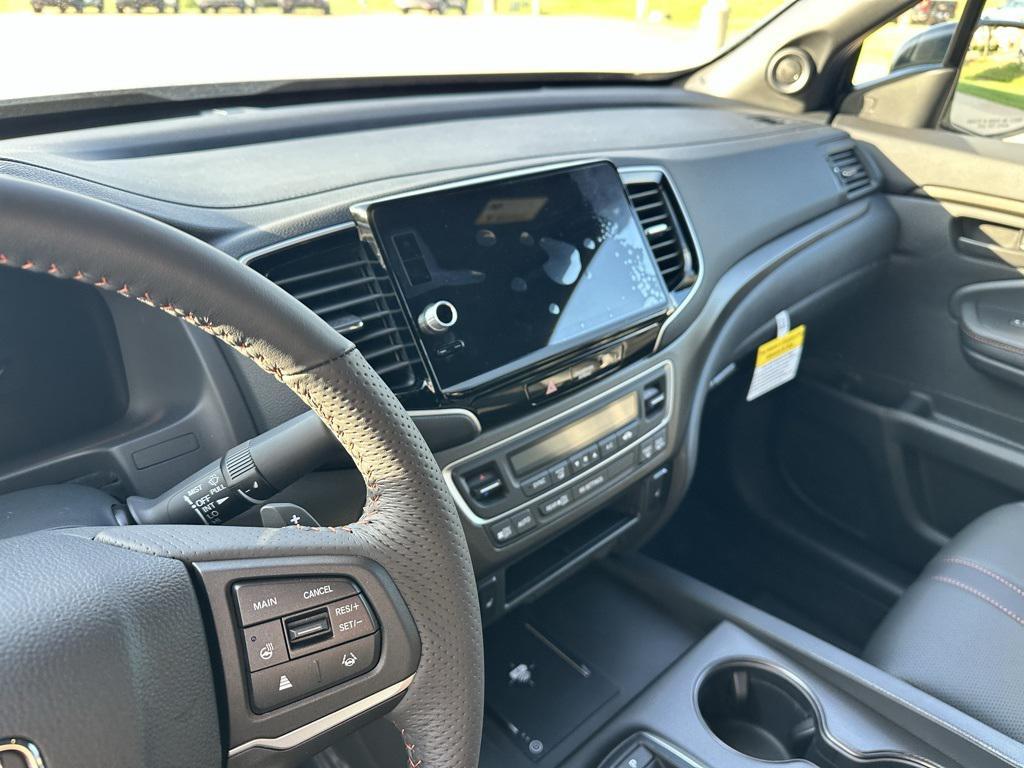 new 2025 Honda Ridgeline car, priced at $44,117