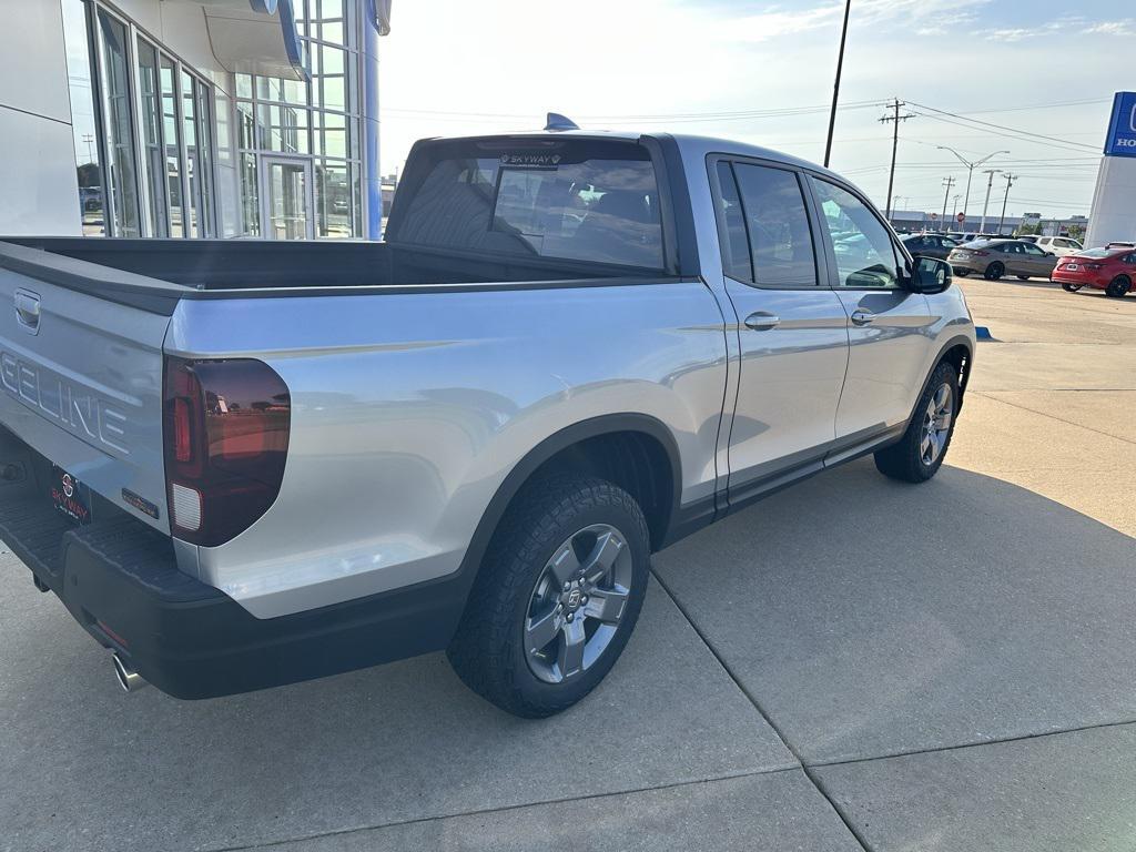new 2025 Honda Ridgeline car, priced at $44,117