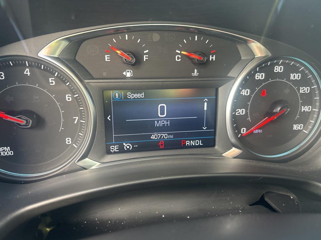 used 2024 Chevrolet Equinox car, priced at $25,201