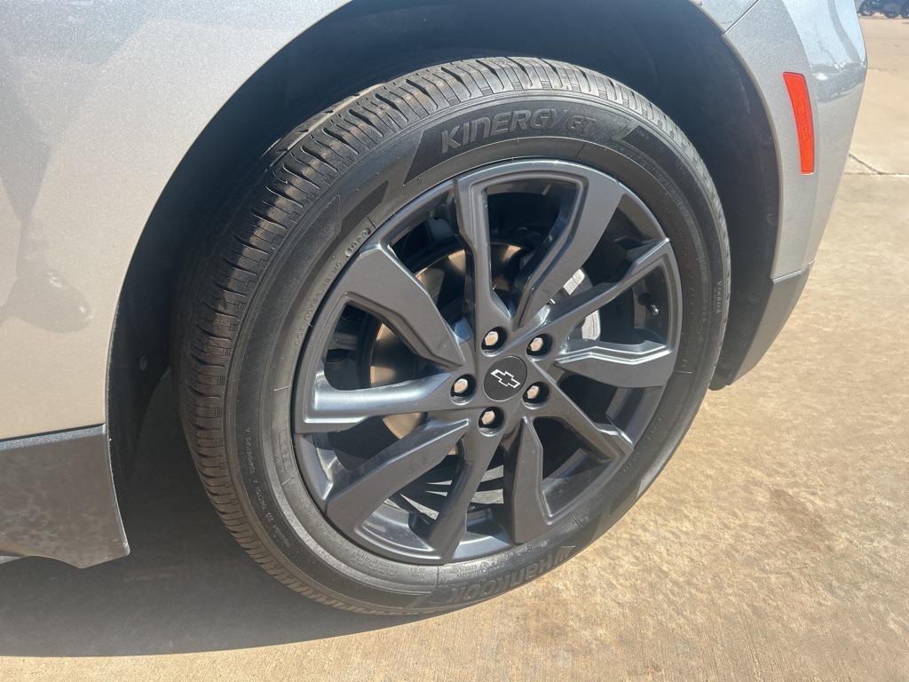 used 2024 Chevrolet Equinox car, priced at $25,201