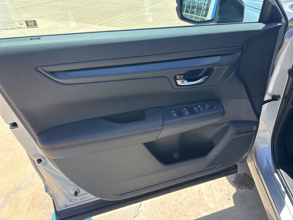new 2025 Honda CR-V Hybrid car, priced at $35,290