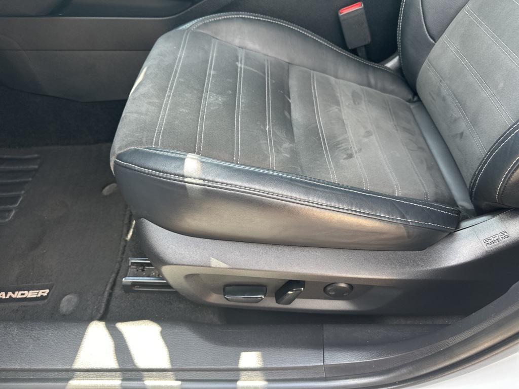 used 2023 Mitsubishi Outlander car, priced at $21,790