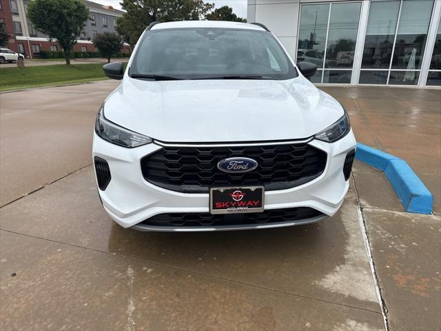 used 2023 Ford Escape car, priced at $24,790