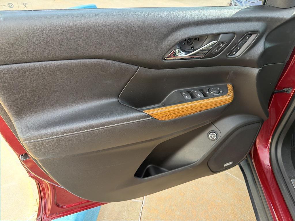 used 2017 GMC Acadia car, priced at $19,337