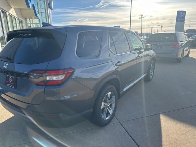 new 2025 Honda Pilot car, priced at $44,269