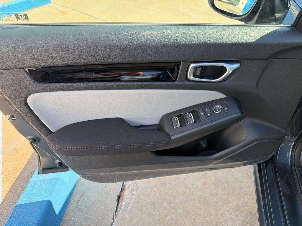 new 2026 Honda Civic Hybrid car, priced at $30,358