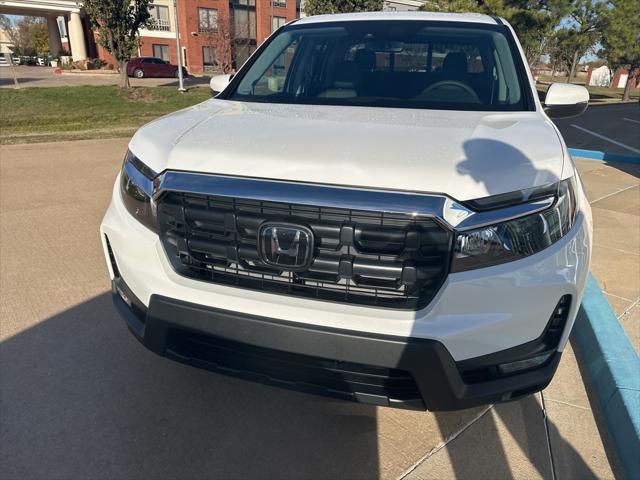 new 2025 Honda Ridgeline car, priced at $42,239