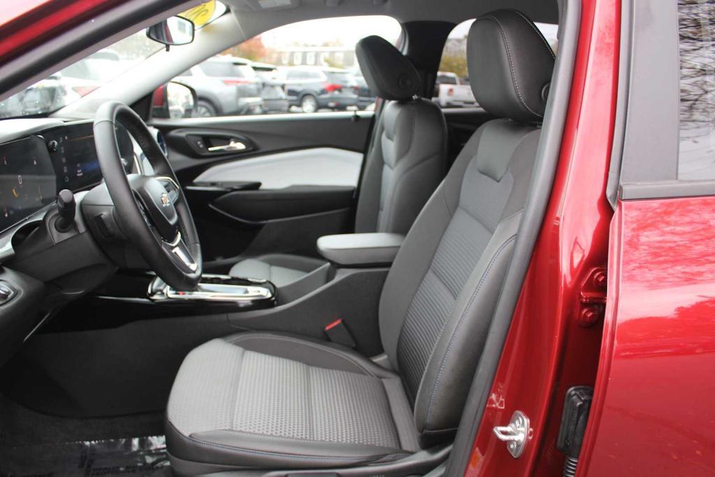 used 2025 Chevrolet Trax car, priced at $21,997