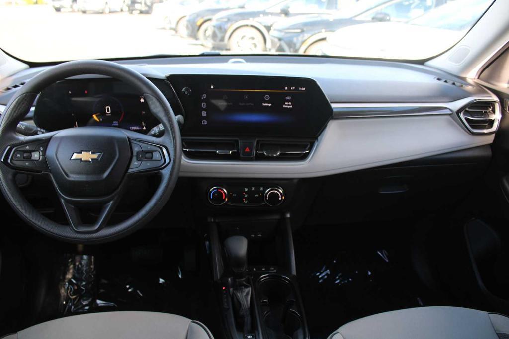 used 2025 Chevrolet TrailBlazer car, priced at $23,985