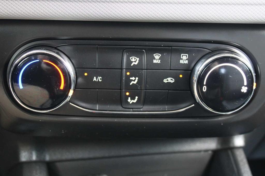 used 2025 Chevrolet TrailBlazer car, priced at $23,985