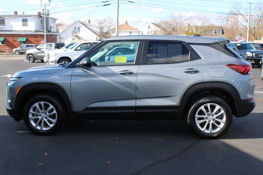 used 2025 Chevrolet TrailBlazer car, priced at $23,985