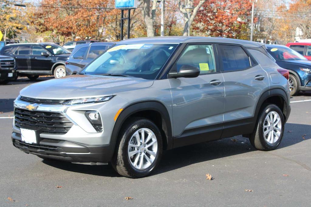 used 2025 Chevrolet TrailBlazer car, priced at $23,985
