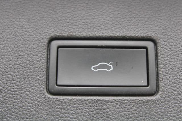 used 2021 Volkswagen Atlas car, priced at $26,995