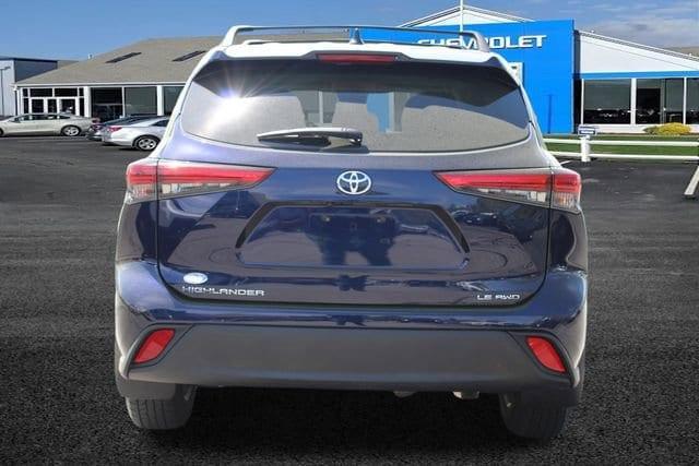 used 2022 Toyota Highlander car, priced at $31,645