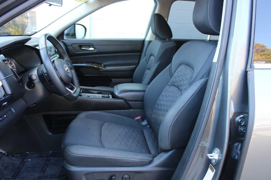 used 2022 Nissan Pathfinder car, priced at $28,535