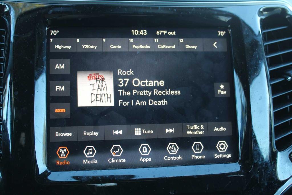 used 2019 Jeep Cherokee car, priced at $16,591