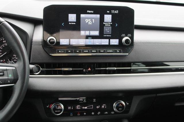 used 2022 Mitsubishi Outlander car, priced at $29,487