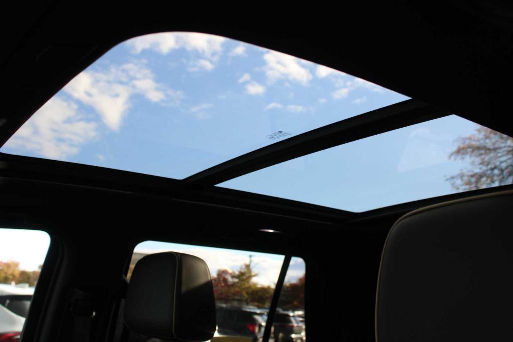 used 2022 GMC Yukon car, priced at $53,849