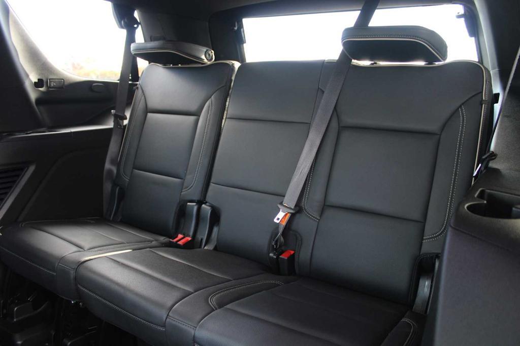 used 2022 GMC Yukon car, priced at $53,849