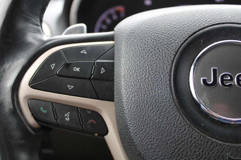 used 2017 Jeep Grand Cherokee car, priced at $15,362
