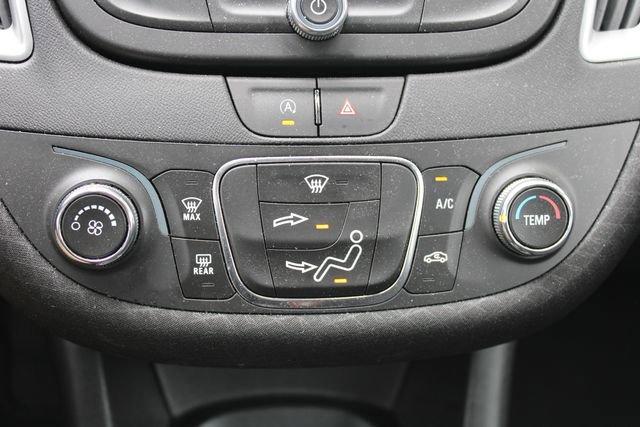 used 2022 Chevrolet Malibu car, priced at $21,246