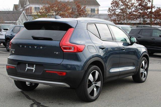 used 2021 Volvo XC40 car, priced at $28,304