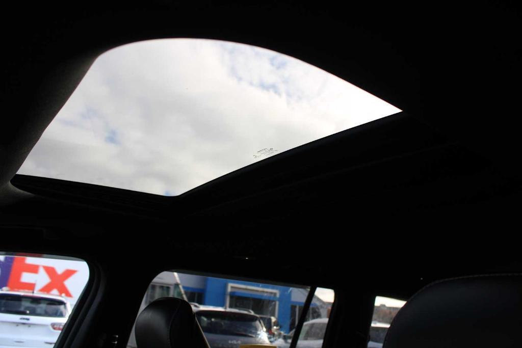 used 2023 Jeep Grand Cherokee L car, priced at $31,354