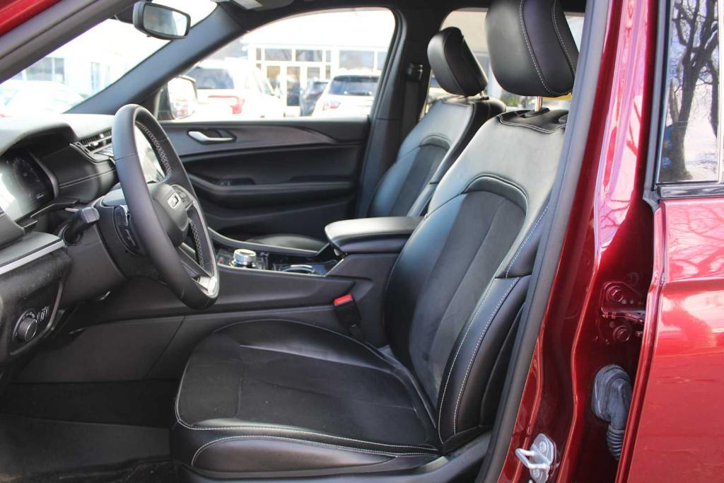 used 2023 Jeep Grand Cherokee L car, priced at $31,354