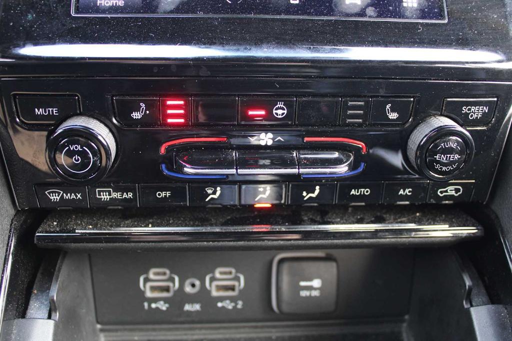 used 2023 Jeep Grand Cherokee L car, priced at $31,354