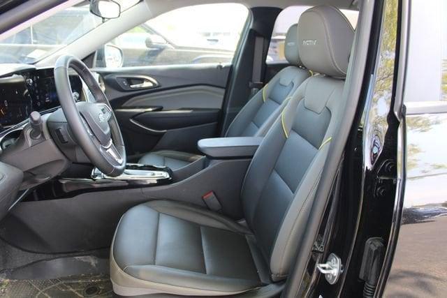 used 2025 Chevrolet Trax car, priced at $25,999