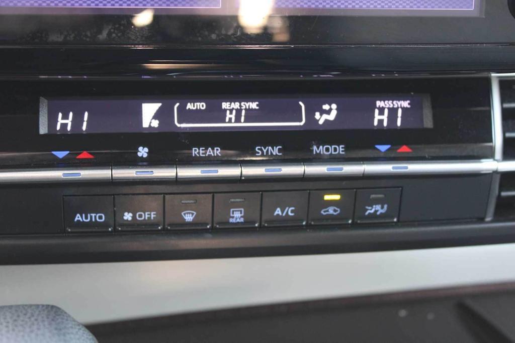 used 2021 Toyota Sienna car, priced at $29,452