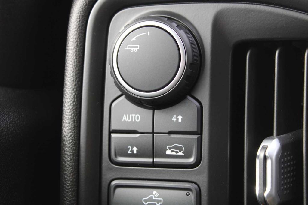 used 2021 Chevrolet Silverado 1500 car, priced at $30,300