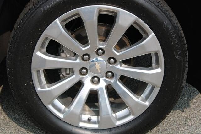 used 2022 Chevrolet Tahoe car, priced at $52,875
