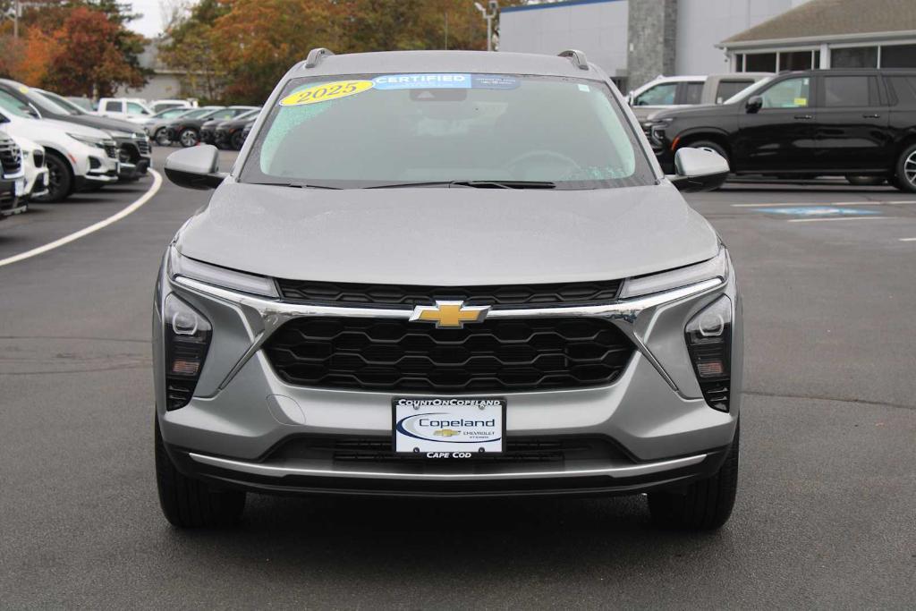 used 2025 Chevrolet Trax car, priced at $23,449